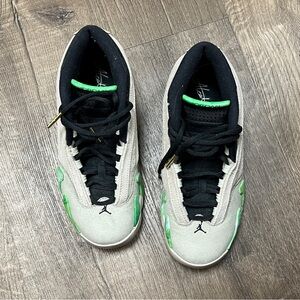 [Nike] Air Jordan 14 Retro Low x Aleali May